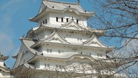 Menurut sejarah, Istana Himeji dibangun pada tahun 1346 di zaman Istana Utara-Istana Selatan oleh putera shogun Akamatsu Norimura (Enshin) yang bernama Akamatsu Sadanori di lokasi gunung Hime yang terdapat di sebelah utara kota Himeji. (Andy Saputra/detikTravel)