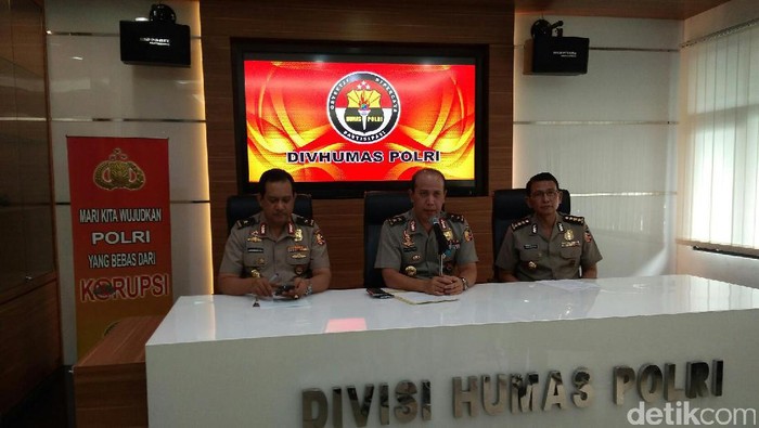 Polri Minta Peserta Aksi 212 Tertib