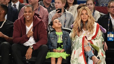 Gaya Kasual Beyonce saat Habiskan Akhir Pekan Bersama Keluarga