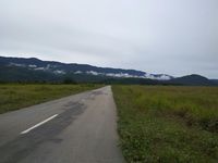 Jalan Trans Papua rute Sorong-Manokwari