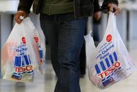 Supermarket Ini Sediakan Layanan Kasir Khusus untuk Penderita Demensia