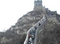 Tembok Besar China Dibongkar, Arkeolog Temukan Harta Karun