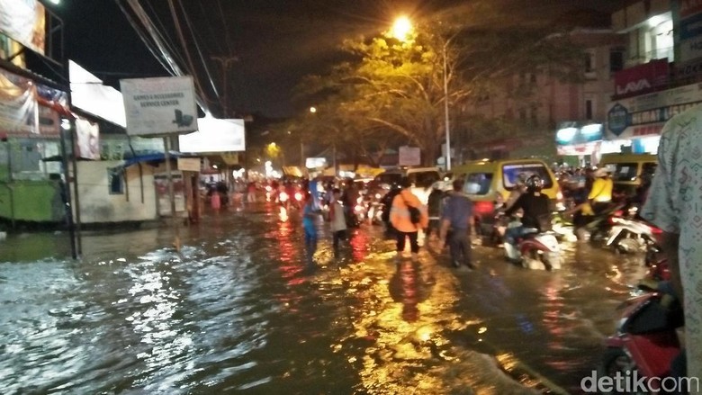 Kali Angke Meluap, Kompleks Ciledug Indah I Kebanjiran