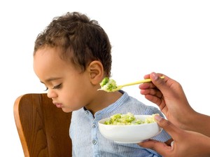 Bun, Hindari Paksa Anak Makan karena Takut Mereka Kurus