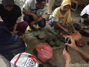 Membatik dengan Tanah di Cirebon