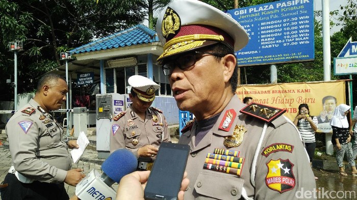 Datang ke Kelapa Gading, Kakorlantas Pantau Pengaturan Arus Lalin