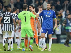 Buffon Ingin Casillas Main Luar Biasa Lawan Juventus
