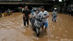 Begini Lokasi Banjir di Kolong Tol Kalimalang