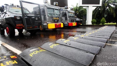 Terkait Aksi 212, Gedung DPR Dijaga Ketat
