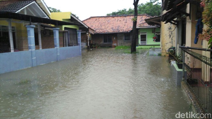 Banjir Di Bekasi 6 Kelurahan di Bekasi Utara Banjir Ketinggian hingga 60 Cm