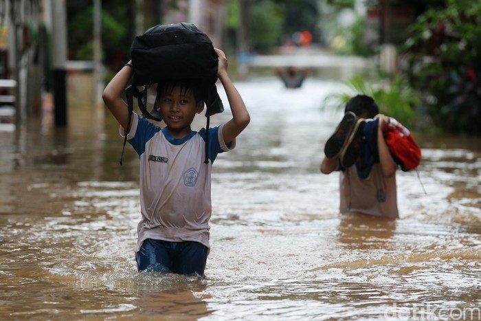 Ini Lokasi Banjir yang Masih Merendam Ibu Kota hingga Dini Hari