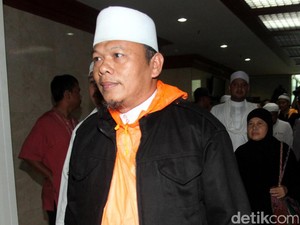 Tim Advokasi Sesalkan Penangkapan Sekjen FUI Al-Khaththath
