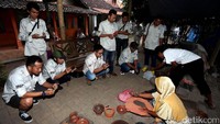 Di sebuah rumah bernama Uma Getak yang artinya rumah gerabah inilah para risers menimbah ilmu.
