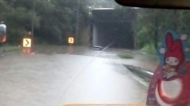 Posisi mobil Kartika yang terendam banjir.