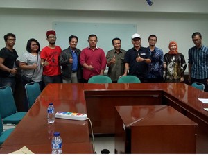 Pencinta Hewan Lega Uneg-uneg Protes Demo Potong Ayam Didengar UNJ
