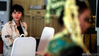 Mereka juga mengunjungi sejumlah objek wisata dan menikmati berbagai kesenian daerah.