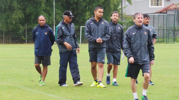 Bukan Hanya Agar Cas Cis Cus, Atlet Asah Bahasa Asing untuk 'Curi' Ilmu