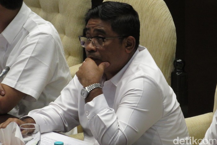Sumarsono Dicecar DPR soal Sertijab ke Ahok di Masa Cuti Kampanye
