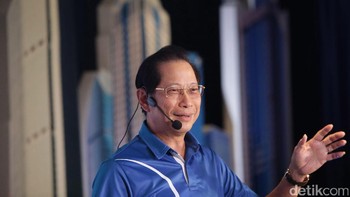Tonton Bos BCA Cerita soal Karier hingga Lompat dari Kereta Sekarang!