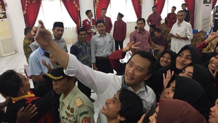 Menpora: Mari Berbondong-bondong Jadi Volunteer Asian Games