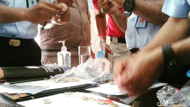 Polisi Ungkap Penyebaran Sabu via Kacang Kulit di Pekalongan