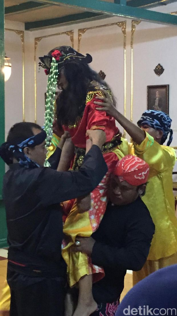 Tarian Sintren