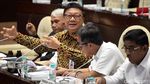 Mendagri Dicecar Komisi II Terkait Ahok