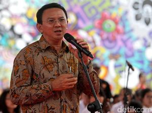 Ahok: Jangan Buang Sampah Sembarangan, Kasihan Pasukan Oranye