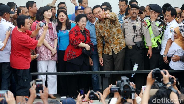 Ahok Resmikan RPTRA Kalijodo