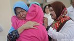 Suasana Haru Saat Anak Korban ISIS Bertemu Keluarga
