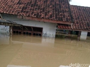 Hujan Deras, 2 Orang Hilang Terseret Banjir di Kendal, Jateng