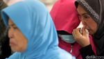 Suasana Haru Saat Anak Korban ISIS Bertemu Keluarga
