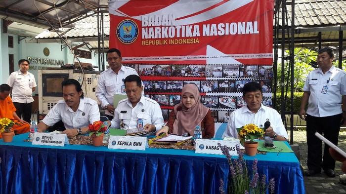 BNN Musnahkan 49 Liter Blue Safir