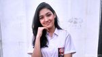 Si Manis Cut Syifa Berseragam SMA