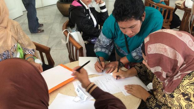 Para ibu ini bingung anak-anaknya tidak kunjung dapat KJP.