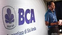 Dirut-Komut BCA Kompak Jual Saham