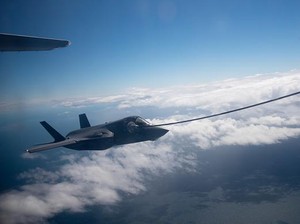 Biden Setop Penjualan Senjata AS, Termasuk Jet Siluman F-35