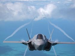 Potret Dramatis Jet Tempur Tercanggih F-35 Lightning II
