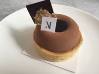 Namelaka: Ayo Ngemil <i>Choux Salted Caramel</i> dan <i>Thai Milk Tea</i> yang Lembut Manis