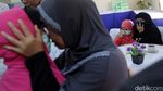 Suasana Haru Saat Anak Korban ISIS Bertemu Keluarga