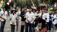 Peserta Datsun Risers Expedition tiba di Desa Cibuntu, Kecamatan Pasawahan, Kuningan, Jawa Barat.