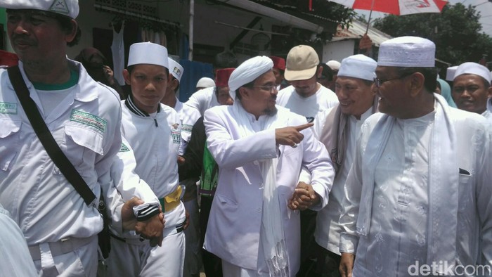 Habib Rizieq: Kalau Kebangkitan Umat untuk Demo Saja, Mubazir
