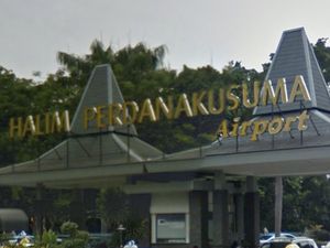 Bandara Halim Dibuka Lagi, Runway Belum Berfungsi Maksimal