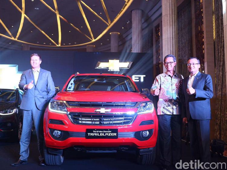 Penantang Baru Toyota Fortuner dari Amerika Serikat