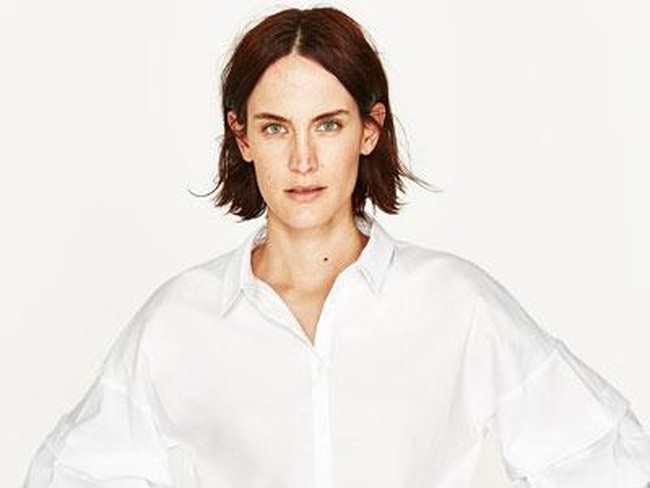 Blus & Kemeja Putih untuk Dipakai Bekerja