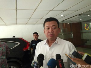 Cerita Nusron Wahid saat Berbeda Pendapat dengan KH Hasyim Muzadi