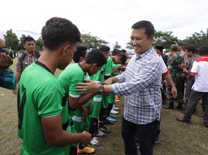 Gencarkan Kompetisi Usia Dini, Menpora Helat Turnamen di Halmahera Selatan