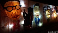 Beberapa pengunjung sengaja datang ke Taman Pelangi ini hanya untuk memuaskan rasa penasarannya yang juga untuk sekedar berfoto. 