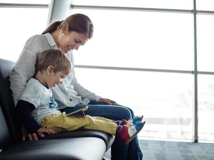 Gunakan Video dan Televisi untuk Ajari Anak Bahasa Asing, Bolehkah?