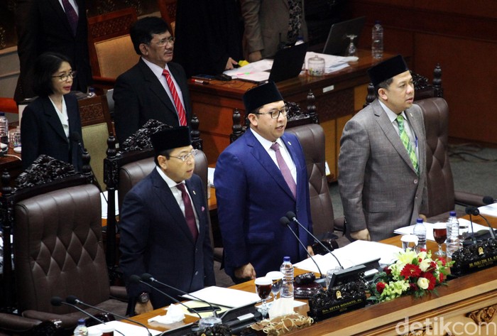 Soal Novanto Bakal Baca Teks Proklamasi di Istana, DPR Gelar Rapim